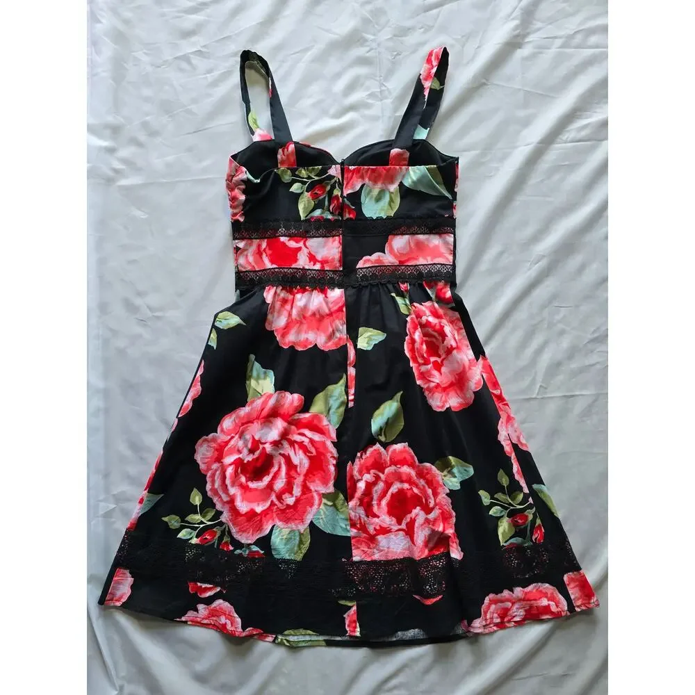 B. Smart Floral Fit & Flare Dress Black Red Rose Print Size 4 Lace Trim - Picture 2 of 8
